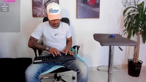 alessandre online show from December 5, 7:18 pm