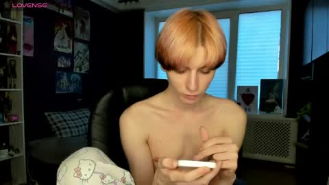 kira online show from June 1, 6:30 pm