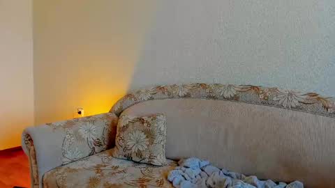 sweet_smith8 online show from March 9, 7:34 am