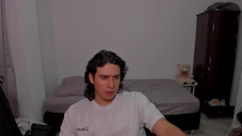 Lian online show from February 10, 10:47 pm