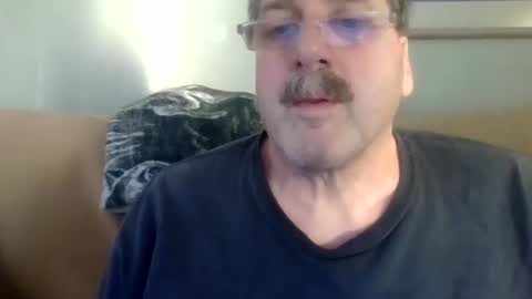 sweetbrowneyes623 online show from January 7, 8:42 pm