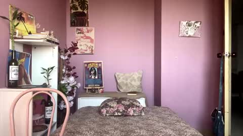 Snapshot of swettcabol chatting on February 16, 4:32 pm swettcabol online show from February 16, 4:32 pm