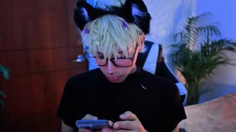 taichi online show from October 25, 6:59 am