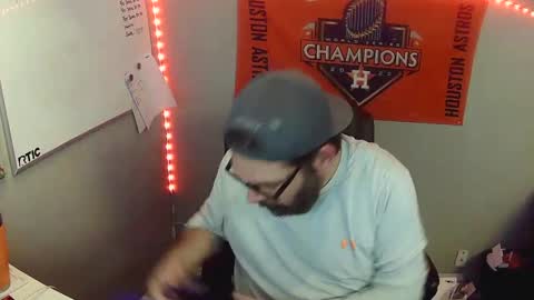 TaintNuzzler online show from February 11, 6:40 am