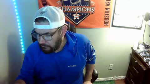 TaintNuzzler online show from September 11, 10:25 am