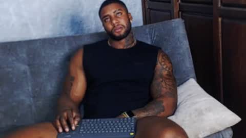 Tairon Tucke online show from January 13, 1:34 am