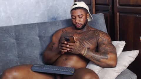 Tairon Tucke online show from January 17, 3:34 am