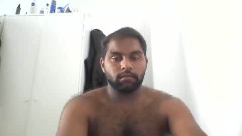 tamilpaiyan09 online show from May 26, 12:56 pm