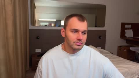 My shows 2100500 UTC3 online show from October 29, 7:06 pm