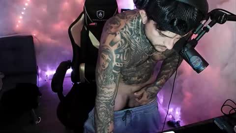 tatted_daddy69 online show from October 14, 1:56 am