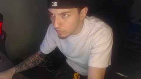 tattedtoyabuser online show from November 3, 1:32 am