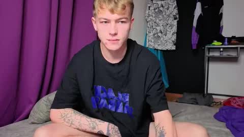 Alex but u can call me Theo online show from October 1, 4:49 am