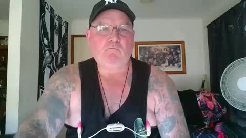 tattzsexy online show from March 5, 5:25 am