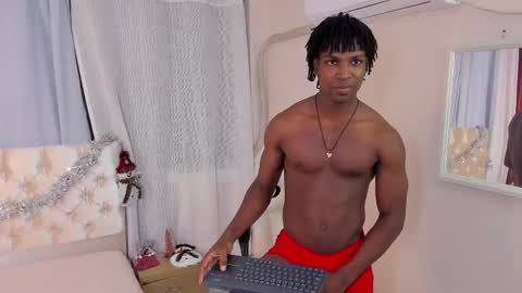 tau_montes online show from November 29, 5:09 am