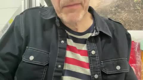 Snapshot of tauromolo chatting on February 12, 2:14 am tauromolo online show from February 12, 2:14 am