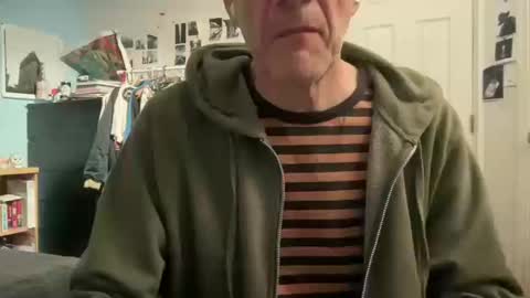 Snapshot of tauromolo chatting on October 20, 7:12 am tauromolo online show from October 20, 7:12 am