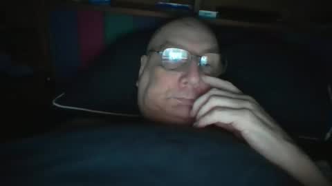 Mark online show from December 17, 9:49 am