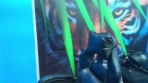 teddy_daaddy online show from April 30, 1:56 am