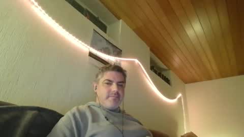 Peter online show from January 26, 4:09 am