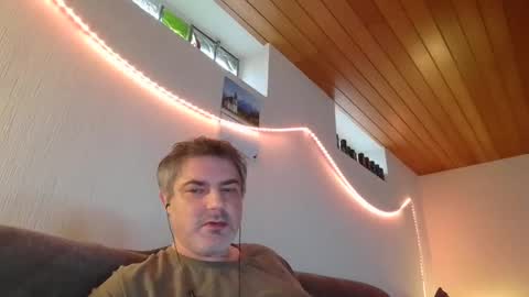 Peter online show from February 22, 3:21 pm