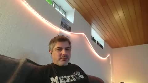 Peter online show from February 11, 10:26 am