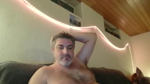 Peter online show from January 30, 7:04 pm