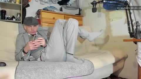 Virg Lszl online show from January 2, 7:01 am