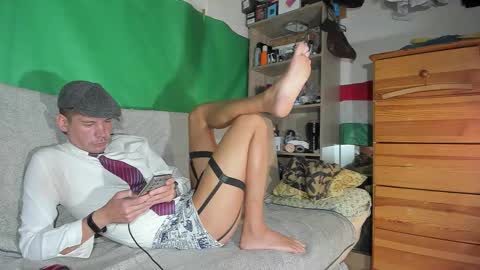 Virg Lszl online show from October 11, 3:05 pm