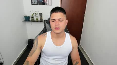 Teylor Fel online show from February 9, 9:49 pm