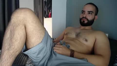 th1ago828986 online show from February 27, 2:35 am