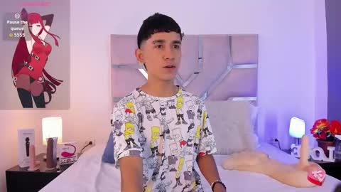 Thayler  online show from September 30, 11:14 am