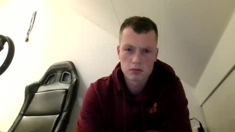 Dennis online show from December 16, 9:00 pm