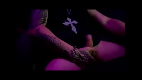 Snapshot of the_dizzy chatting on October 2, 9:52 pm Sinner online show from October 2, 9:52 pm