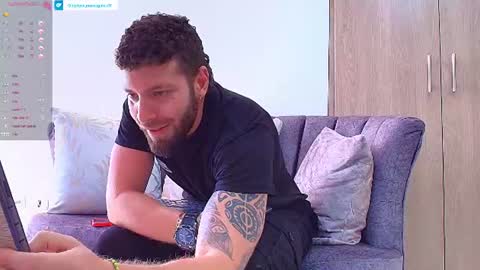 SCOTT  THEO  KAMERON  GENDERSON online show from July 28, 8:52 pm