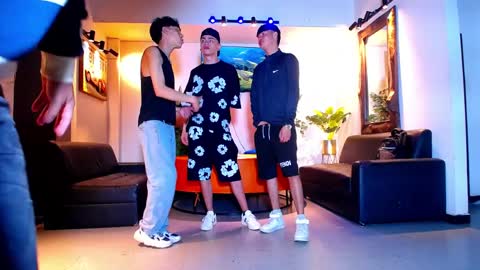 the goodfellas online show from April 1, 8:50 pm