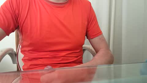 La Baguette dure online show from April 15, 11:21 am