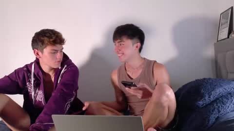 the_lionss online show from April 17, 9:50 pm