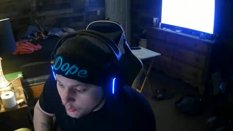 thedemonlord93 online show from December 13, 10:51 am