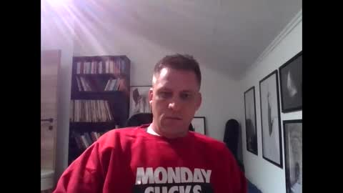 Snapshot of thedon2123 chatting on September 16, 3:13 pm thedon2123 online show from September 16, 3:13 pm