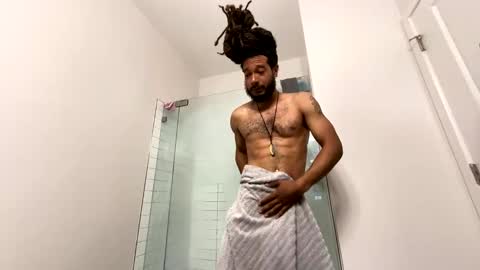 king capo thee online show from December 18, 9:51 pm