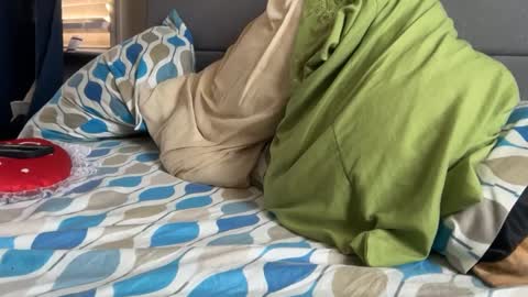 theeshooterr online show from February 21, 4:26 pm