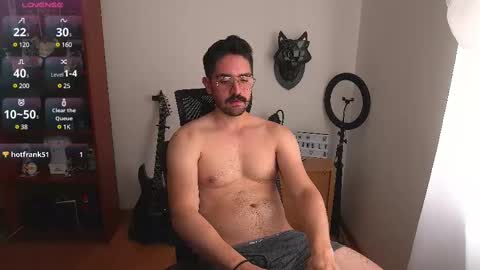 Wolf Independent model online show from February 12, 4:00 pm