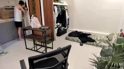 Green online show from January 7, 9:10 am