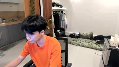 Green online show from December 11, 4:48 pm