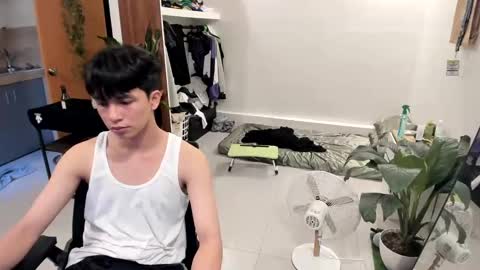 Green online show from January 2, 6:07 am