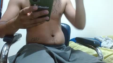 thehousedog online show from March 28, 10:48 am