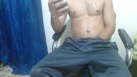 thehousedog online show from February 5, 3:24 am