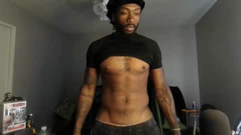 IXMCOUPLE444 online show from June 7, 9:22 pm