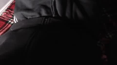 Liam online show from January 4, 6:51 pm