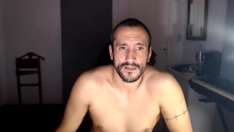 Snapshot of thekingofpains chatting on September 10, 8:29 pm KINGOFPAINS online show from September 10, 8:29 pm